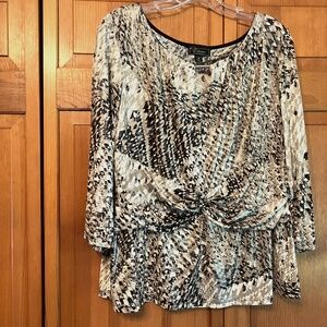 Women’s dress top